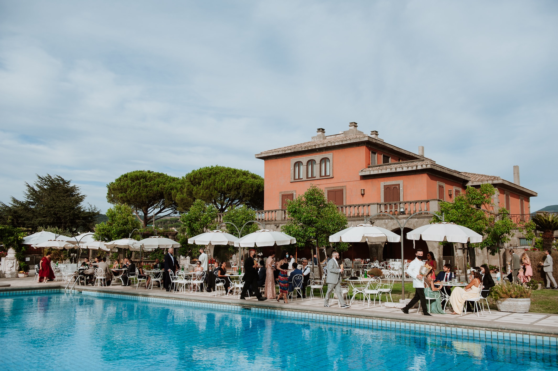 Villa Monte d’Oro e panorama sui Castelli Romani · Giardini e piscina · hero